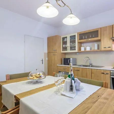 Apartamento Apartman Eta *