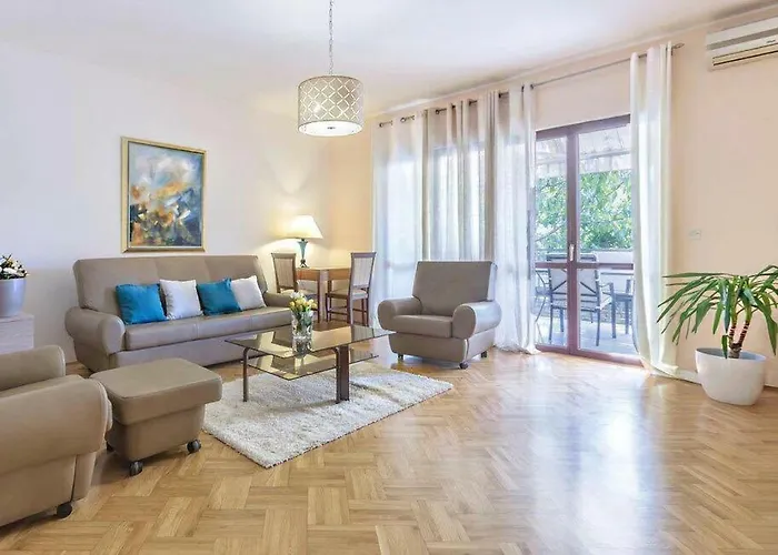 Apartman Eta Pula
